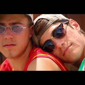 Meet your Posher, Josh